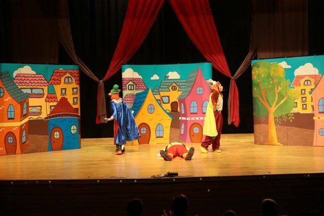 Çocuklara ‘Pinokyo Macerası’ tiyatro oyunu