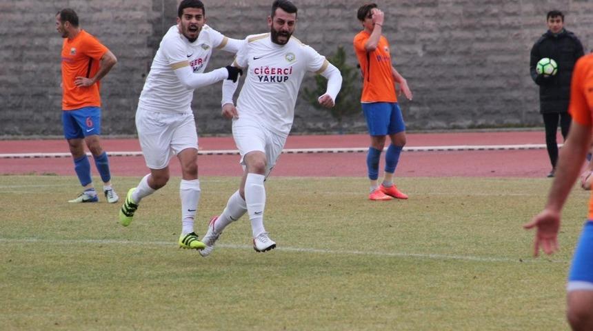 Talasg&uuml;c&uuml; Belediyespor&rsquo;un en golc&uuml; oyuncuları