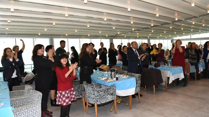 Başkan Arslan ile kursiyerler kahvaltıda buluştu