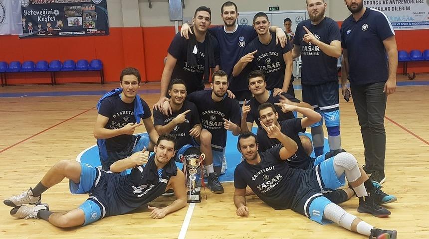 Yaşar &Uuml;niversitesi 4. kez şampiyon