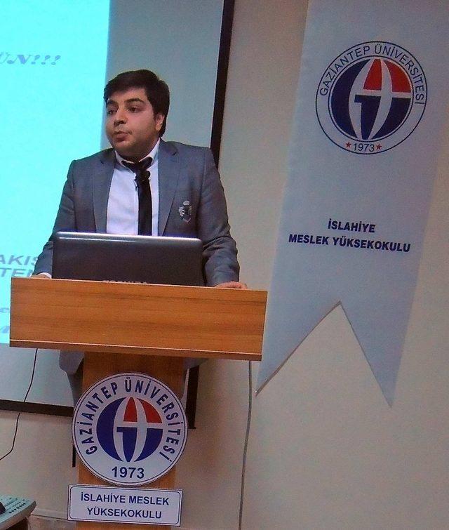 İslahiye MYO öğrencilerine bağımlılıkla mücadele semineri