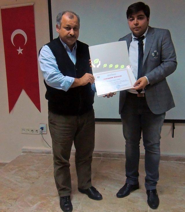 İslahiye MYO öğrencilerine bağımlılıkla mücadele semineri