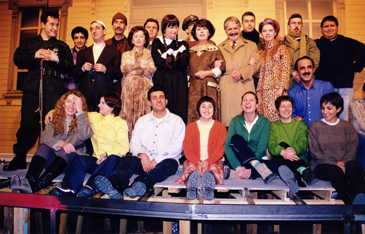 Çocukluğundan gençliğine Demet Akbağ G5