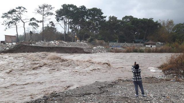 Türkiye’de günlük yağış rekoru kırıldı