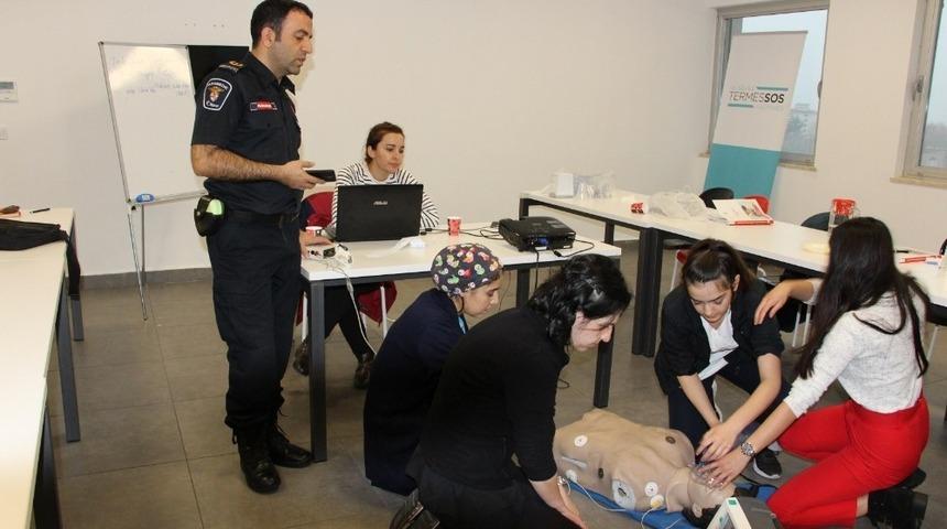 Sağlık Personeline Acil M&uuml;dahale Eğitimi