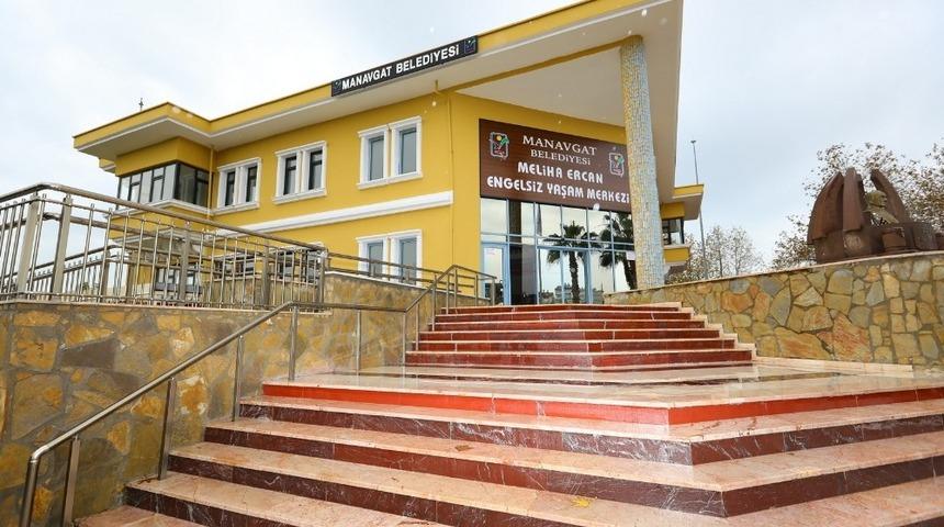 Manavgat Belediyesi&rsquo;nden engelsiz yaşam merkezi