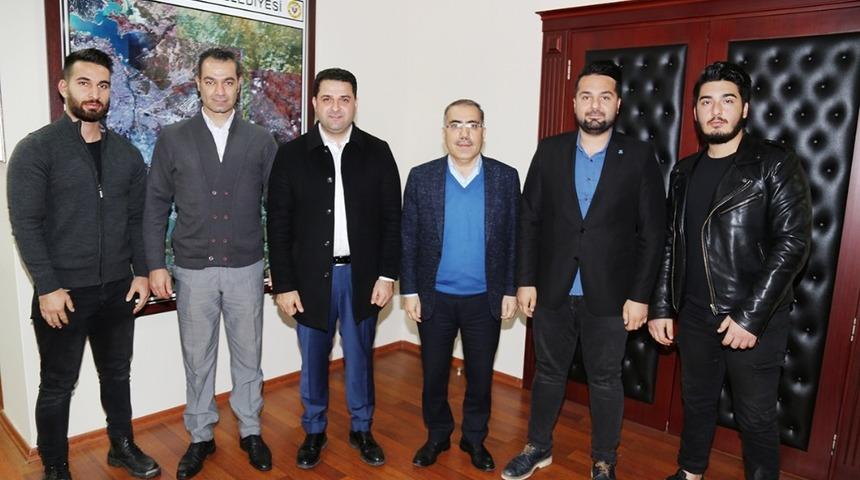 Başkan &Ccedil;elikcan: "Gen&ccedil;lerimizin yanındayız"