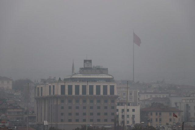 Gaziantep’te soğuk ve sisli hava hayatı olumsuz etkiliyor
