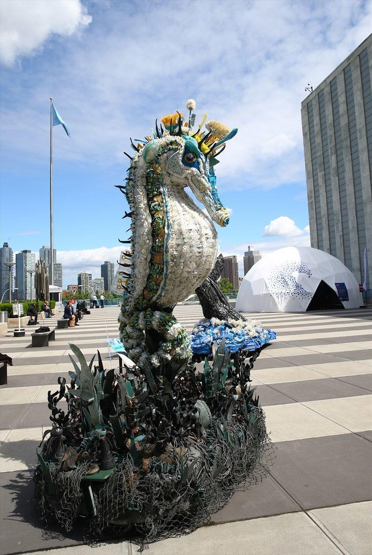 Okyanus atıklarını sanata çevirdiler  G5