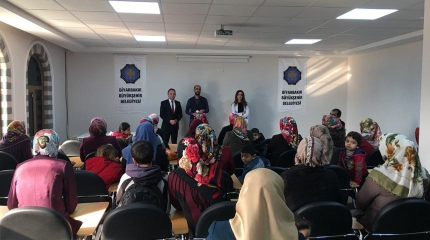 Bilgi Evinde veli toplantısı d&uuml;zenlendi