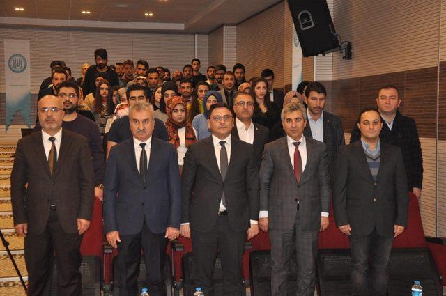 BEÜ’de ‘Kentleşme ve Kariyer Planlama’ konferansı