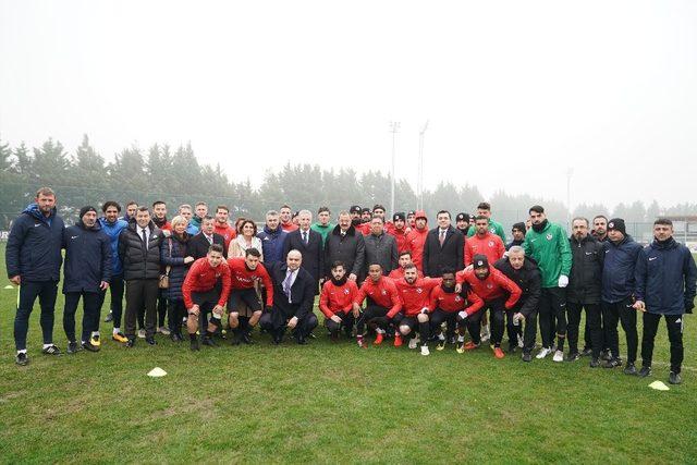 Gaziantep Valisi Gül’den Gazişehir Gaziantep’e moral ziyareti