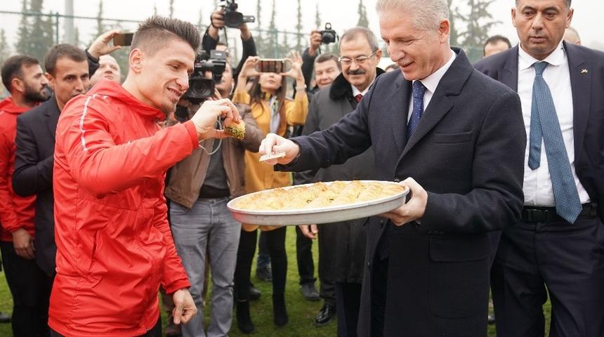 Gaziantep Valisi Gül’den Gazişehir Gaziantep’e moral ziyareti