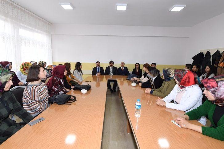 Başkan Asya, öğretmenlerle bir araya geldi G1