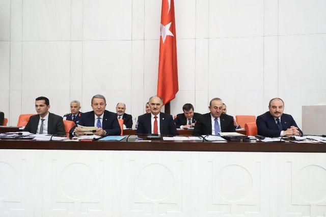 Milletvekili &Ouml;zt&uuml;rk&rsquo;ten TBMM&rsquo;de fındık teşekk&uuml;r&uuml; 1