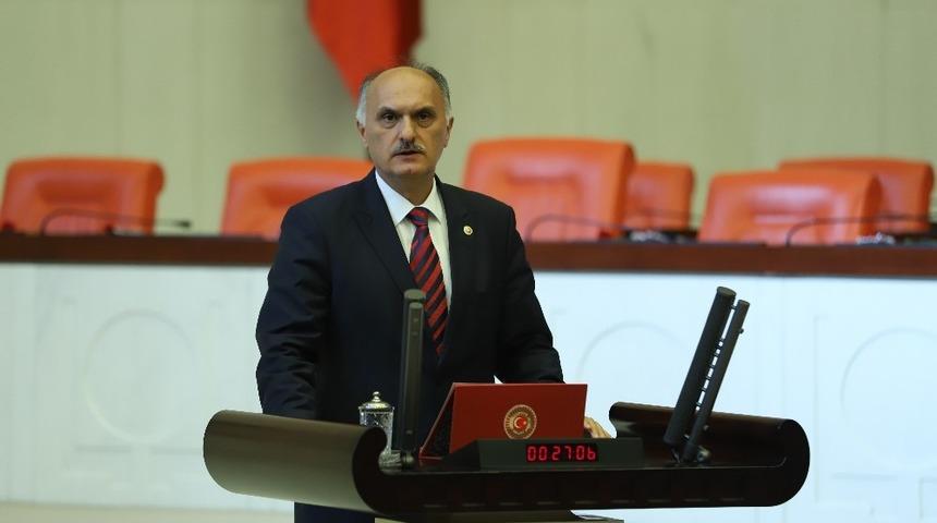 Milletvekili &Ouml;zt&uuml;rk&rsquo;ten TBMM&rsquo;de fındık teşekk&uuml;r&uuml;