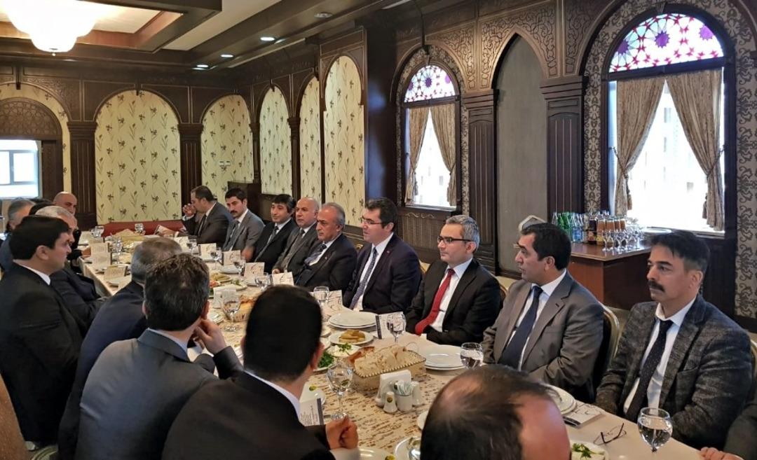 Rekt&ouml;r &Ccedil;omaklı Nah&ccedil;ıvan ziyaretini tamamladı