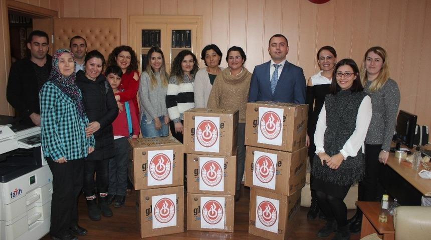 Minik kalplerden Mehmet&ccedil;iğe s&uuml;rpriz