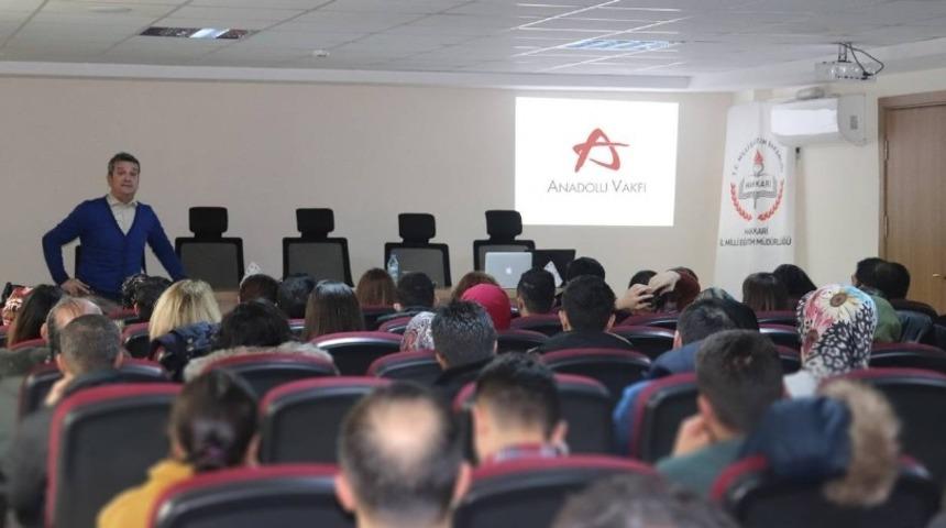Anadolu Vakfından &lsquo;Değerli &Ouml;ğretmenim&rsquo; projesi