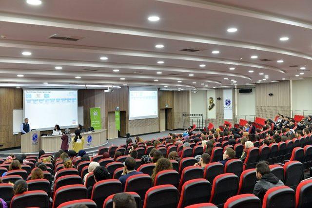 SAÜ’de ‘İş dünyasındaki yerimiz’ konulu konferans düzenlendi