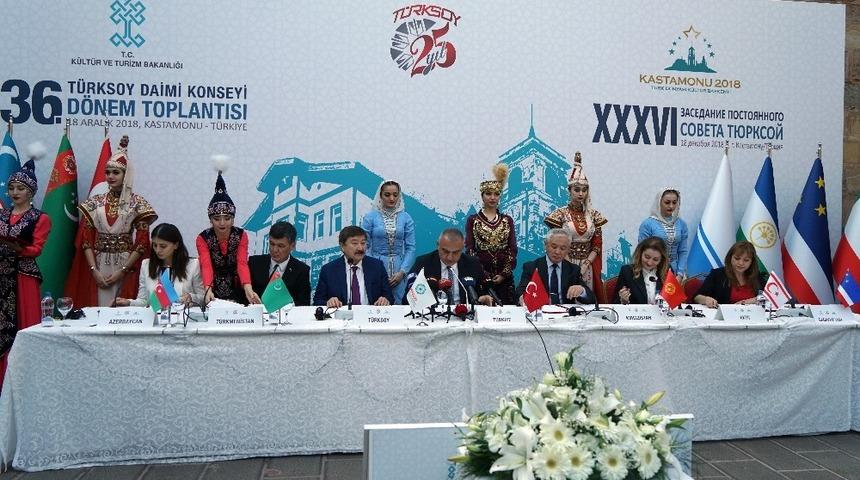 T&Uuml;RKSOY Daimi Konseyi&rsquo;nin sonu&ccedil; bildirgesi a&ccedil;ıklandı