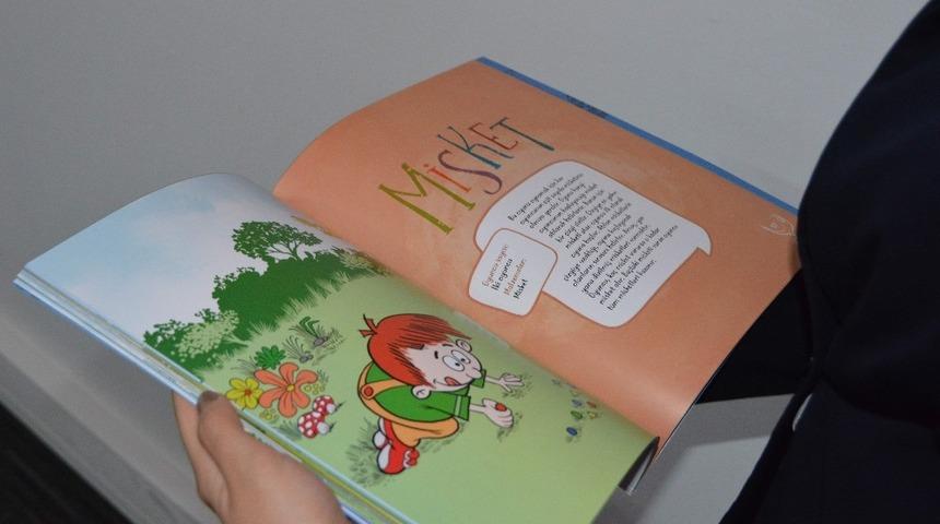 Aliağa Belediyesi&rsquo;nden &ccedil;ocuklara yeni yıl armağanı