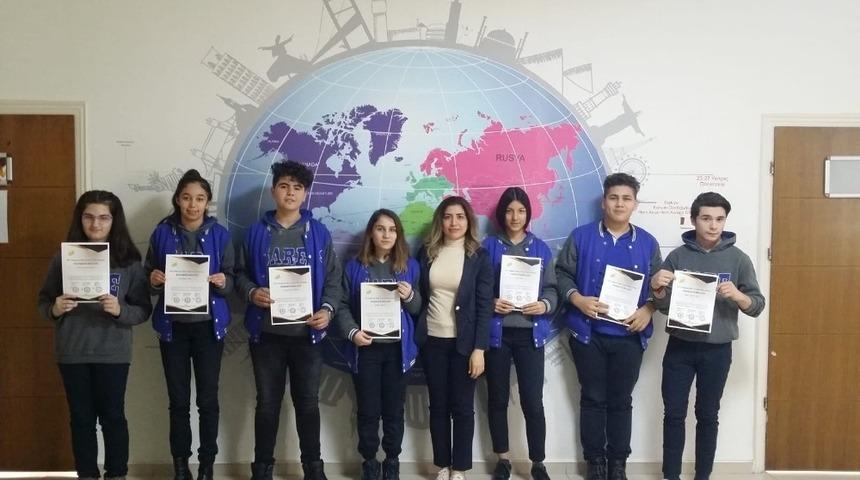 Sare Koleji &ouml;ğrencileri URFODU Bilim Temelli Bilgi Yarışmasında