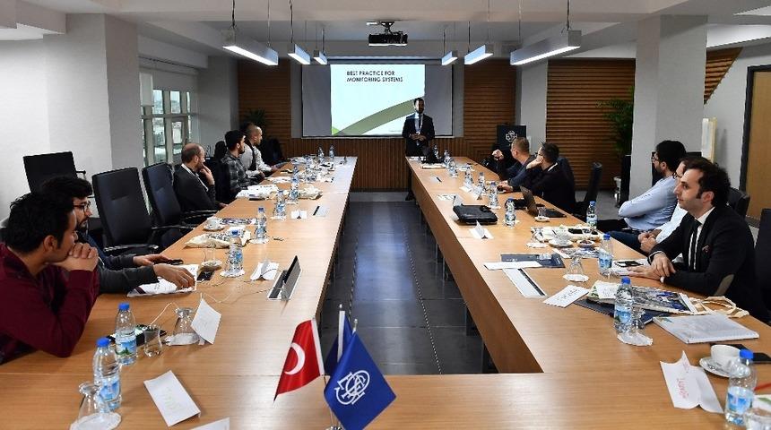 İzmir, &ccedil;evreci ulaşımın okulu oldu