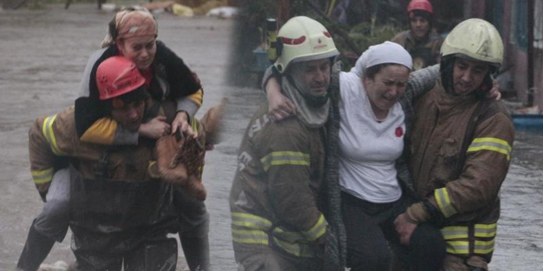 Sarıyer sular altında kaldı! Sinir krizi ge&ccedil;iren vatandaşları itfaiye kurtardı