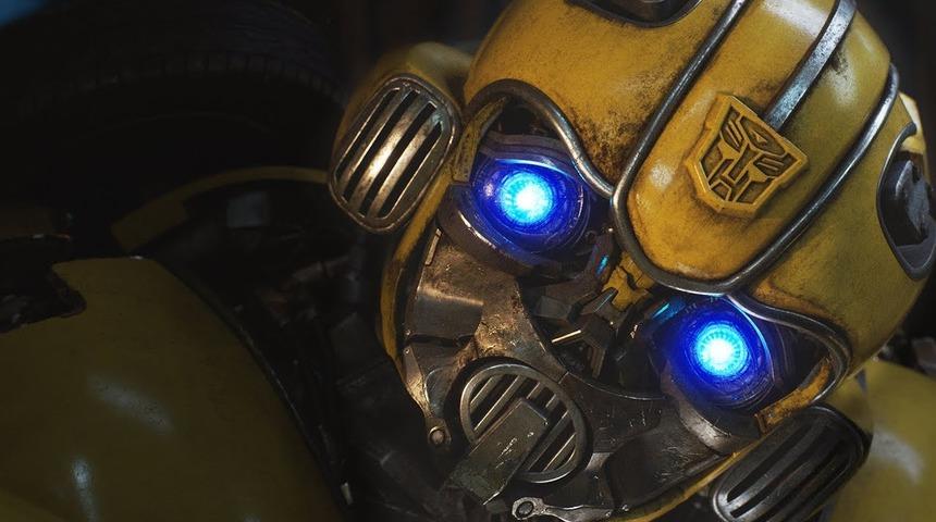 Merakla beklenen Bumblebee 21 Aralık'da sinemalarda