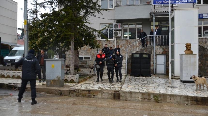Uşak&rsquo;ta Suriyeliler ile yaşanan gerginlik olaylarında 9 kişi tutuklandı