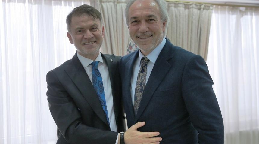 Belediye Başkan Adayı Ahmet Sami Kutlu&rsquo;dan Başkan Sara&ccedil;oğluna ziyaret