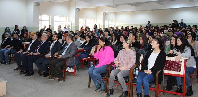 KOSGEB İl Müdürü Livaoğlu: “Girişimcilerimizin yenilikçi ve ileri teknoloji ürünler üretmelerini teşvik ediyoruz”