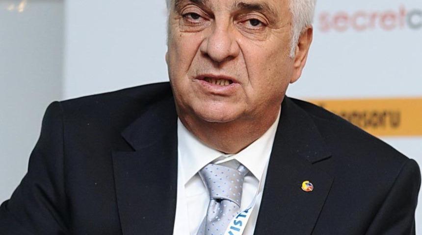 'Sanayide daralma var'