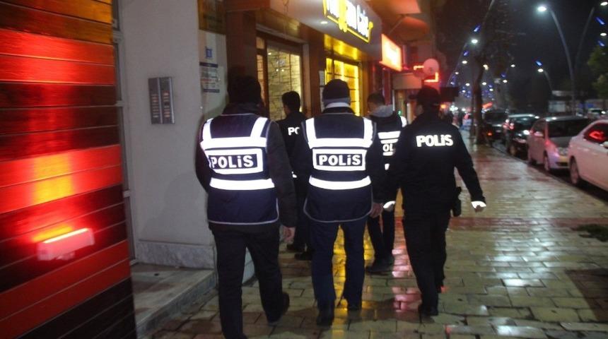 Elazığ&rsquo;da asayiş uygulaması, aranan 1 ş&uuml;pheli yakalandı