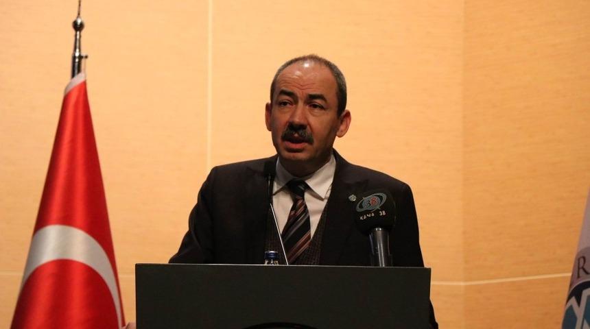 &Ouml;mer G&uuml;lsoy: &ldquo;Kayseri&rsquo;de ihracat yapan firma sayısını artırmak i&ccedil;in teşviklerden yararlanmalıyız"