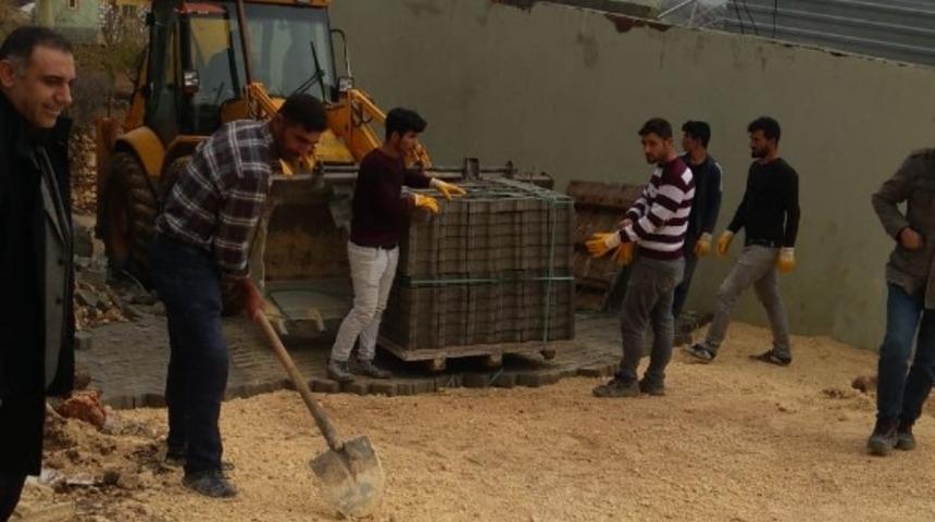 K&ouml;m&uuml;r beldesinin &ccedil;ehresi alt yapı yatırımlarıyla değişiyor