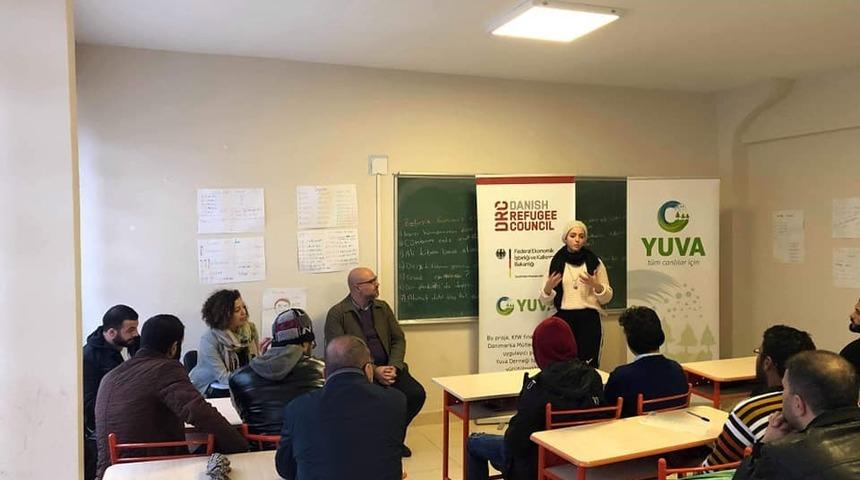 Suriyeli m&uuml;lteciler i&ccedil;in &rsquo;Temel Haklar At&ouml;lyesi&rsquo; yapıldı