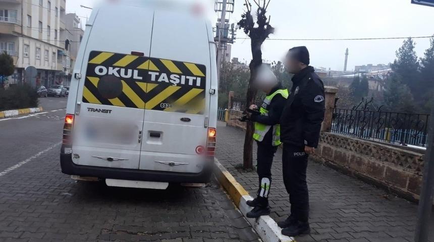 32 &ouml;ğrenci servisine para cezası kesildi