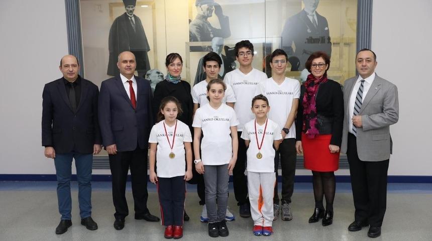SANKO Okulları &ouml;ğrencileri satran&ccedil; turnuvasında 7 kupa kazandı
