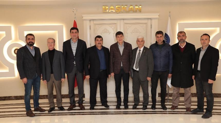 T&uuml;rel, Komisyoncu ve &uuml;reticileri ağırladı