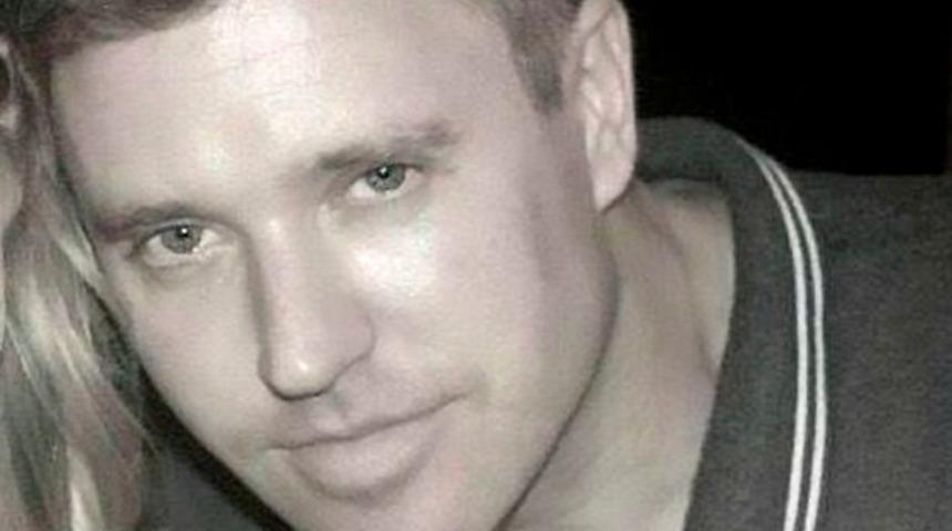 Vücut geliştiren erkekleri fotoğraf çekimi için kandırıp tecavüz etti!