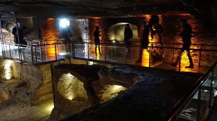 Mardin'deki 'Galeri Mezar'ın dünyada benzeri yok G5