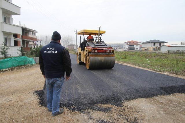 Yeni açılan yollara sıcak atıldı