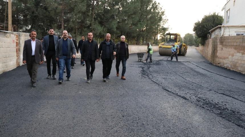 Şanlıurfa&rsquo;da asfaltlama &ccedil;alışmaları s&uuml;r&uuml;yor
