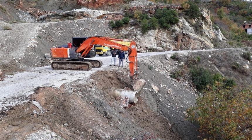 Alanya&rsquo;da yol a&ccedil;ma ve altyapı &ccedil;alışmaları