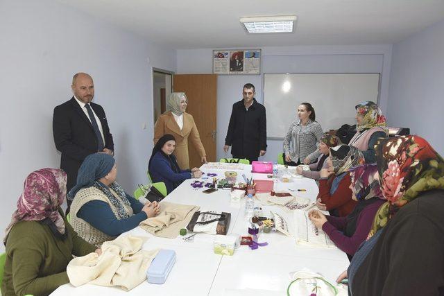 Tekkeköy Belediyesi Hanımlar Konakları her alanda fark oluşturuyor