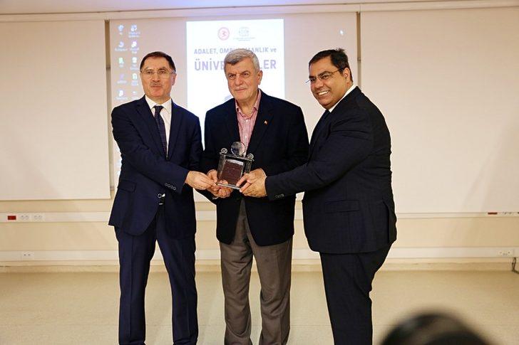 Kamu Başdenetçisi Şeref Malkoç’tan GTÜ’ye övgü G4