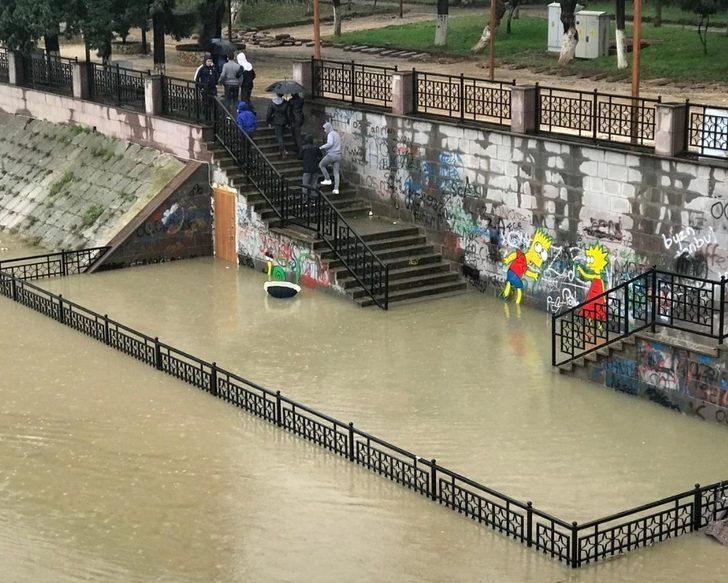 Asi Nehri’nde su seviyesi yükseldi G1