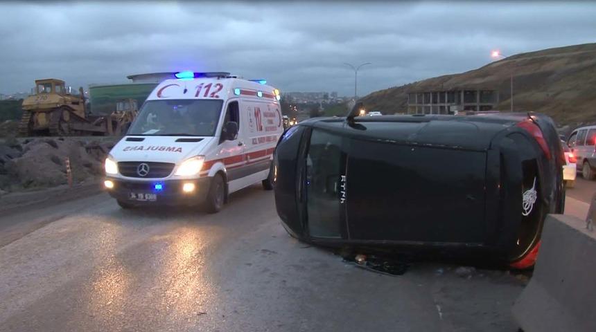 Pendik'te takla atan arabadan hafif sıyrıklarla kurtuldu